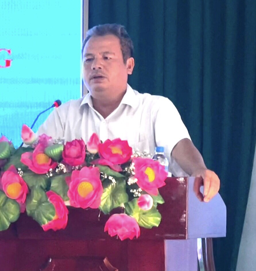 đang ủy
